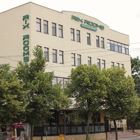 Pensiunea Rix Rooms Focşani Екстериор снимка