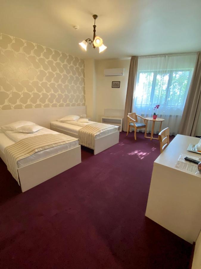 Pensiunea Rix Rooms Focşani Екстериор снимка