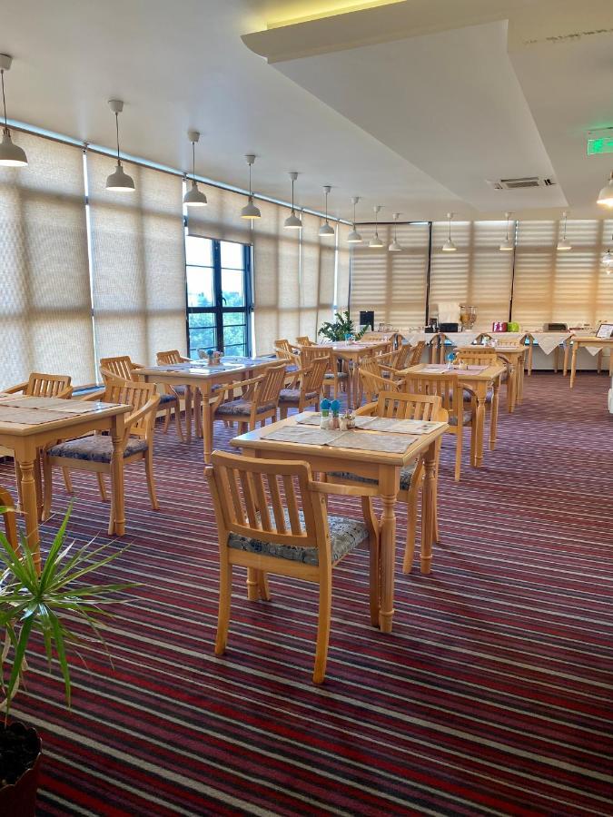 Pensiunea Rix Rooms Focşani Екстериор снимка