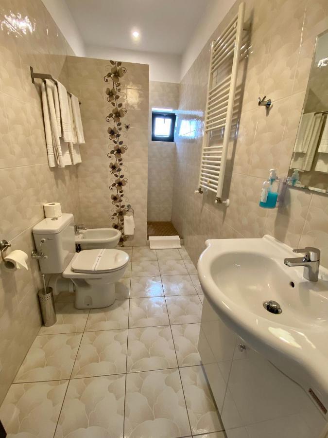 Pensiunea Rix Rooms Focşani Екстериор снимка
