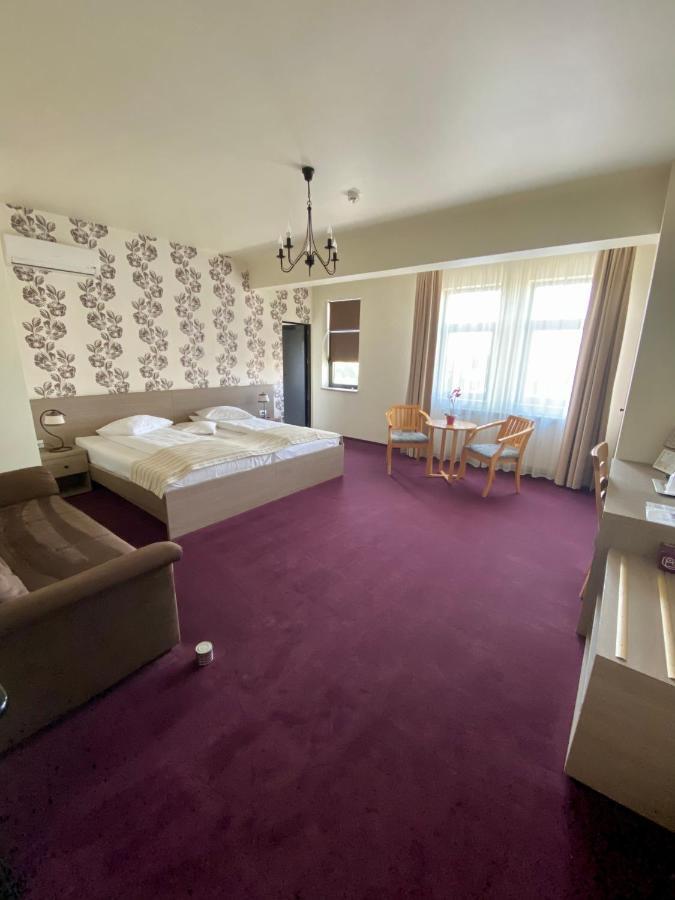 Pensiunea Rix Rooms Focşani Екстериор снимка