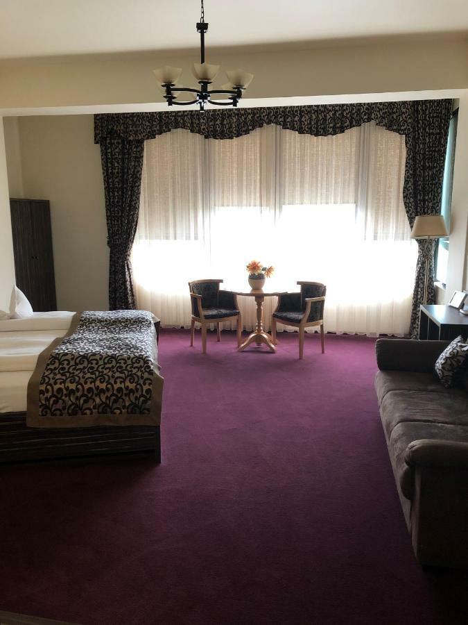 Pensiunea Rix Rooms Focşani Екстериор снимка